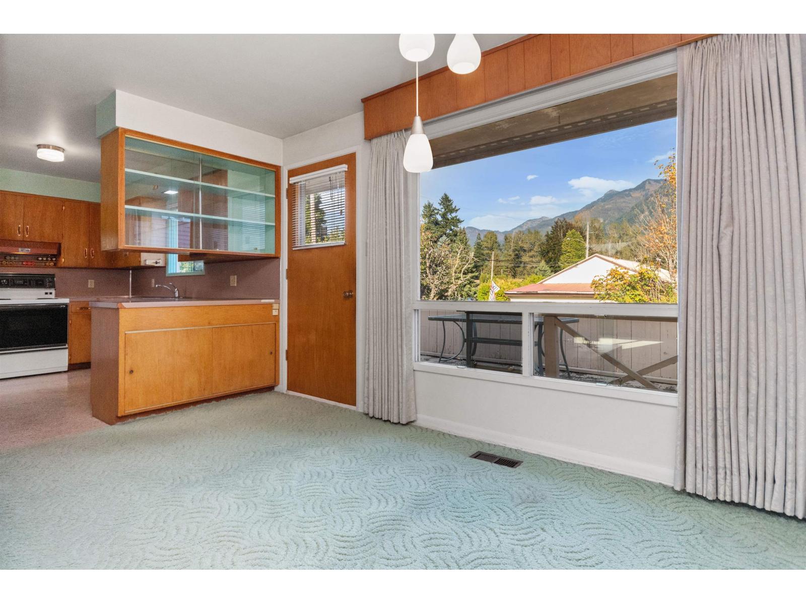 311 Allison Avenue, Hope, Hope, British Columbia  V0X 1L0 - Photo 11 - R3057617