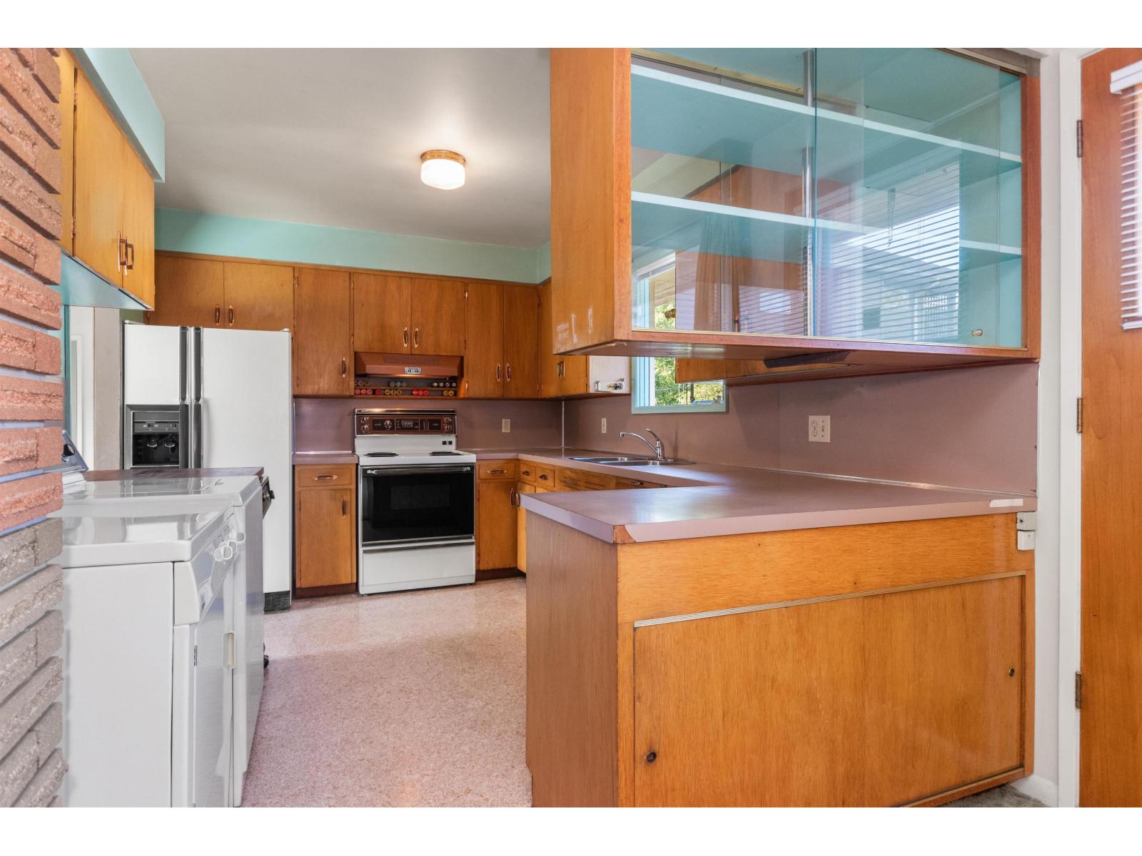 311 Allison Avenue, Hope, Hope, British Columbia  V0X 1L0 - Photo 12 - R3057617