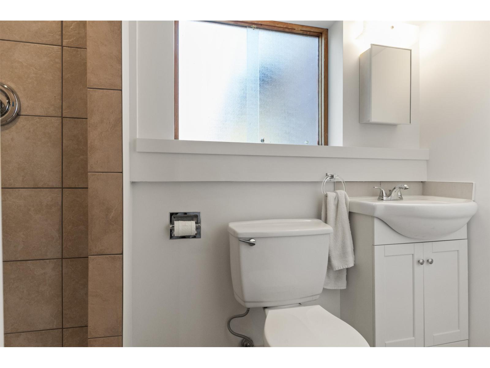 311 Allison Avenue, Hope, Hope, British Columbia  V0X 1L0 - Photo 32 - R3057617