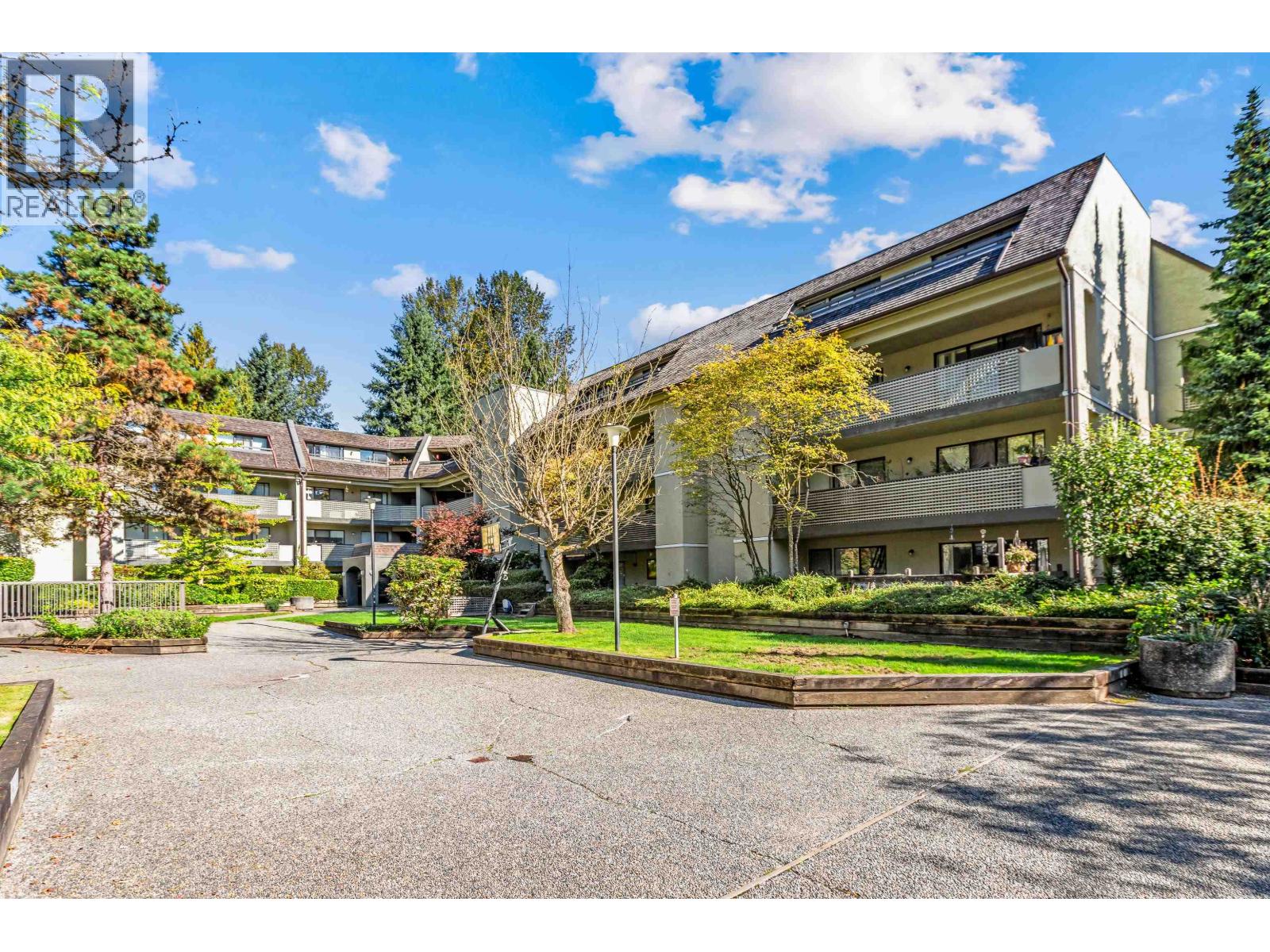 406 1200 Pacific Street, Coquitlam, British Columbia  V3B 6K2 - Photo 2 - R3058082