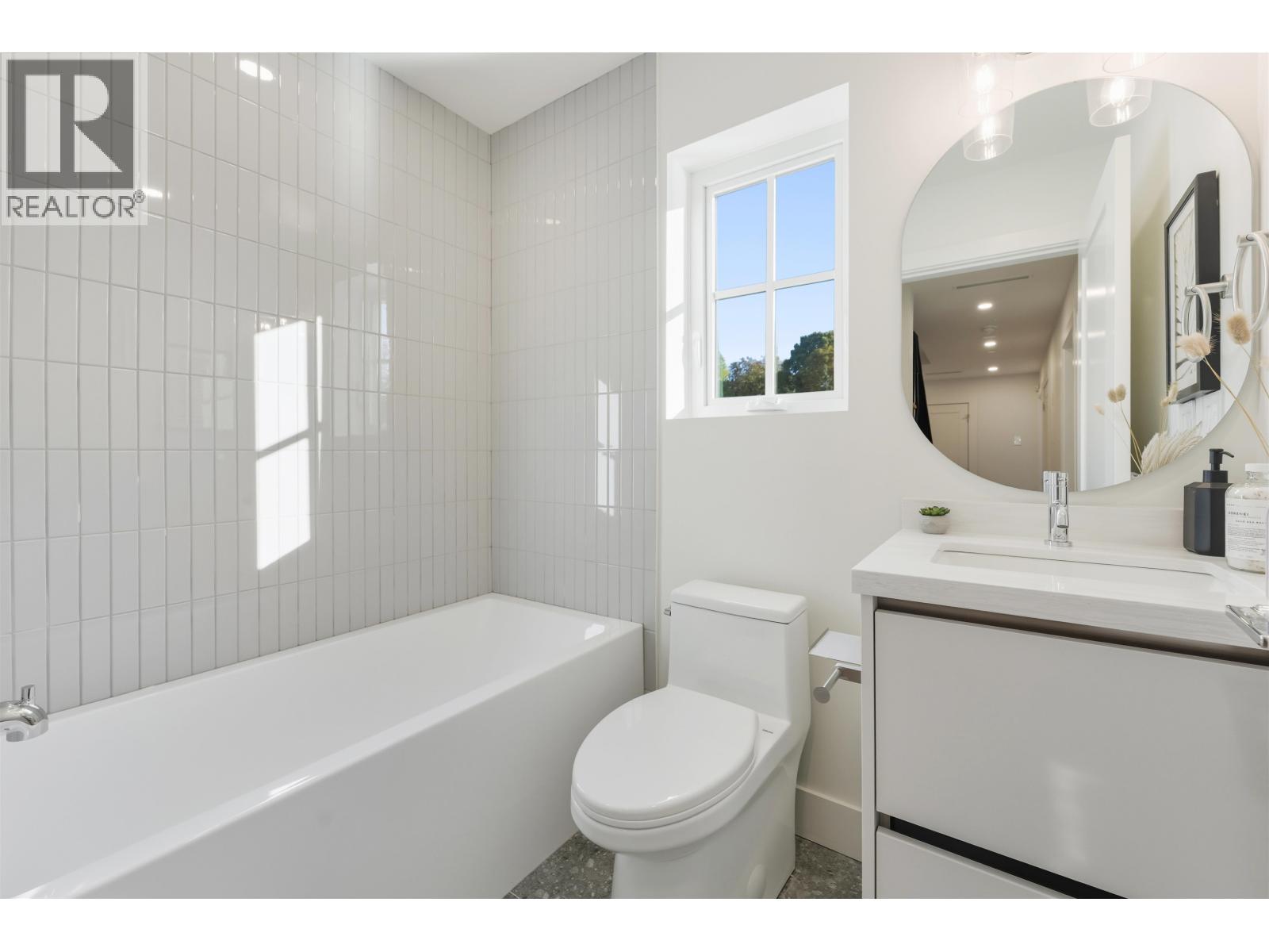 1761 W 16th Avenue, Vancouver, British Columbia  V6J 2L9 - Photo 24 - R3058651