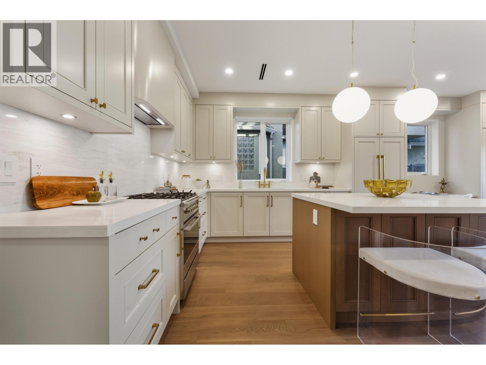 1761 W 16th Avenue, Vancouver, British Columbia  V6J 2L9 - Photo 8 - R3058651