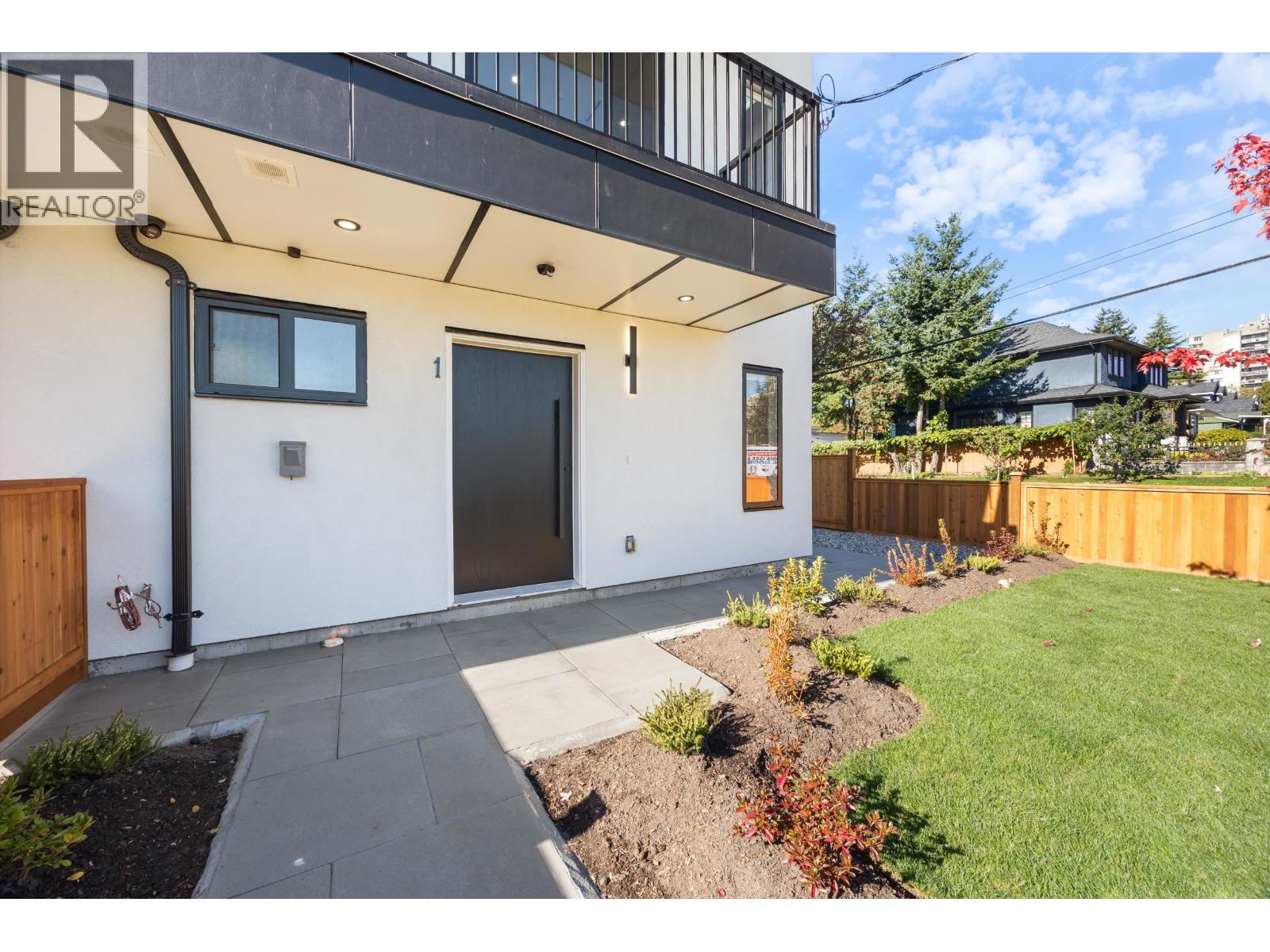 1 4170 Hurst Street, Burnaby, British Columbia  V5J 3R4 - Photo 2 - R3058657