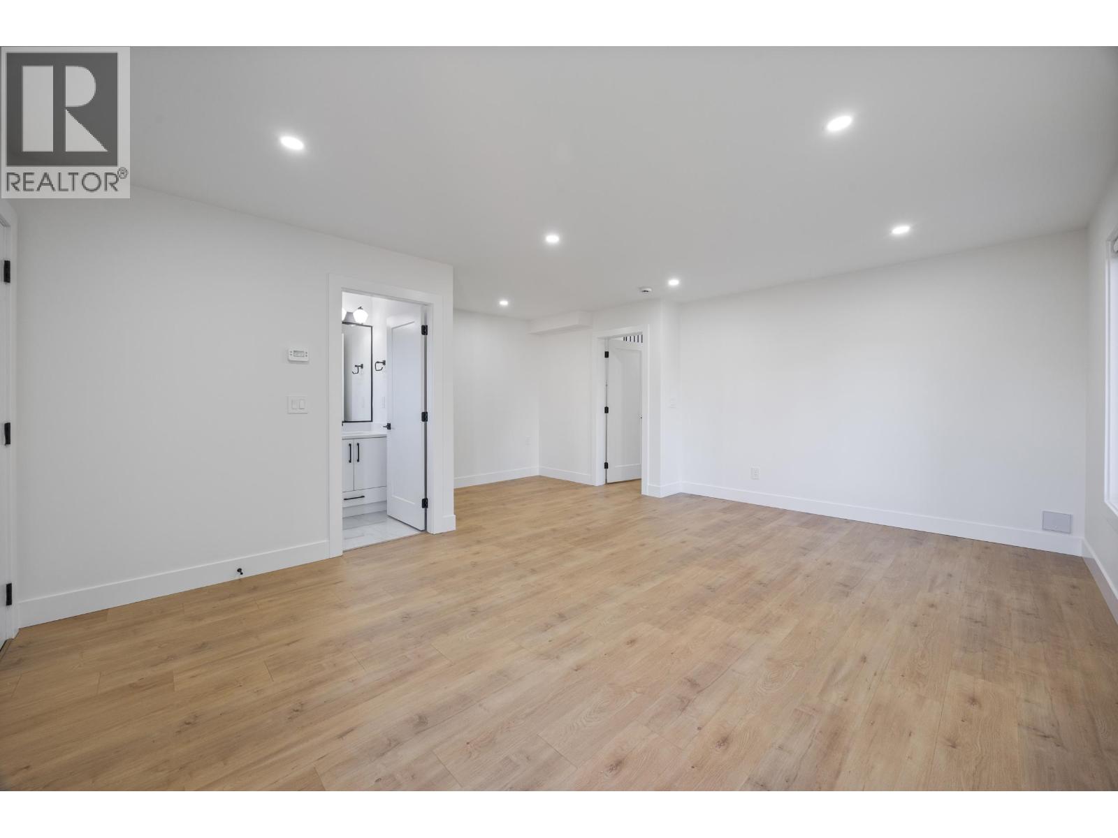 1 4170 Hurst Street, Burnaby, British Columbia  V5J 3R4 - Photo 5 - R3058657
