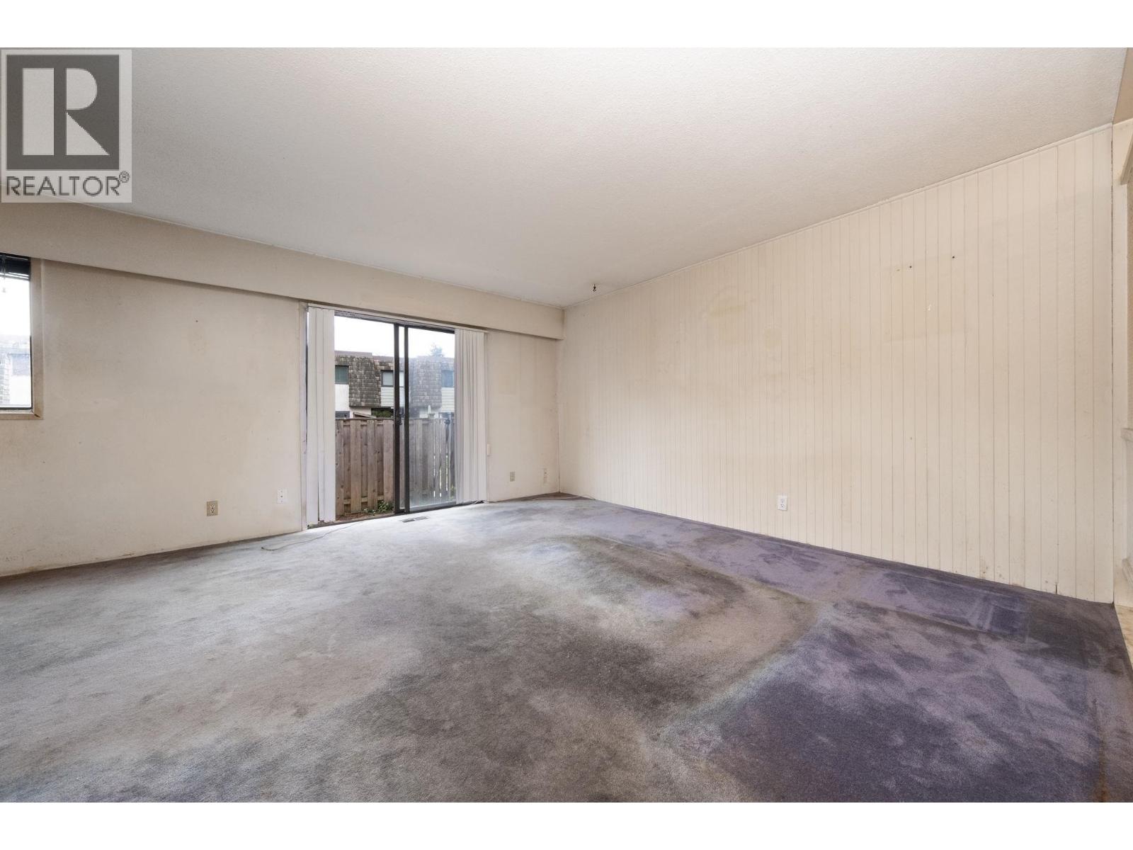 1122 Premier Street, North Vancouver, British Columbia  V7J 2H3 - Photo 3 - R3058672