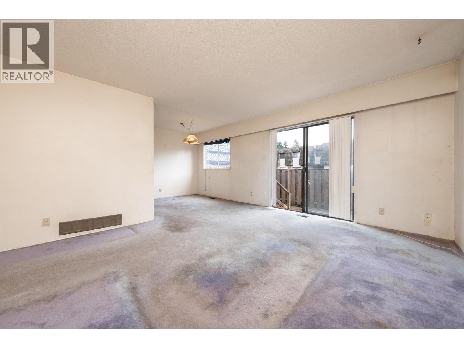 1122 Premier Street, North Vancouver, British Columbia  V7J 2H3 - Photo 4 - R3058672