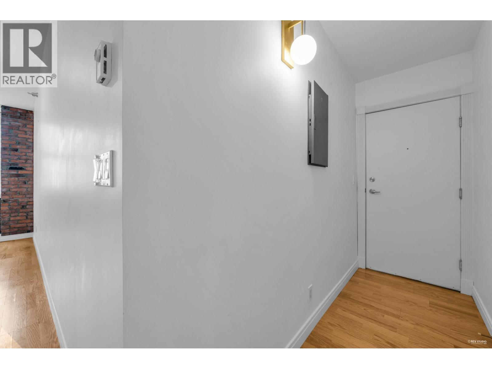 301 233 Abbott Street, Vancouver, British Columbia  V6B 2K7 - Photo 6 - R3058674