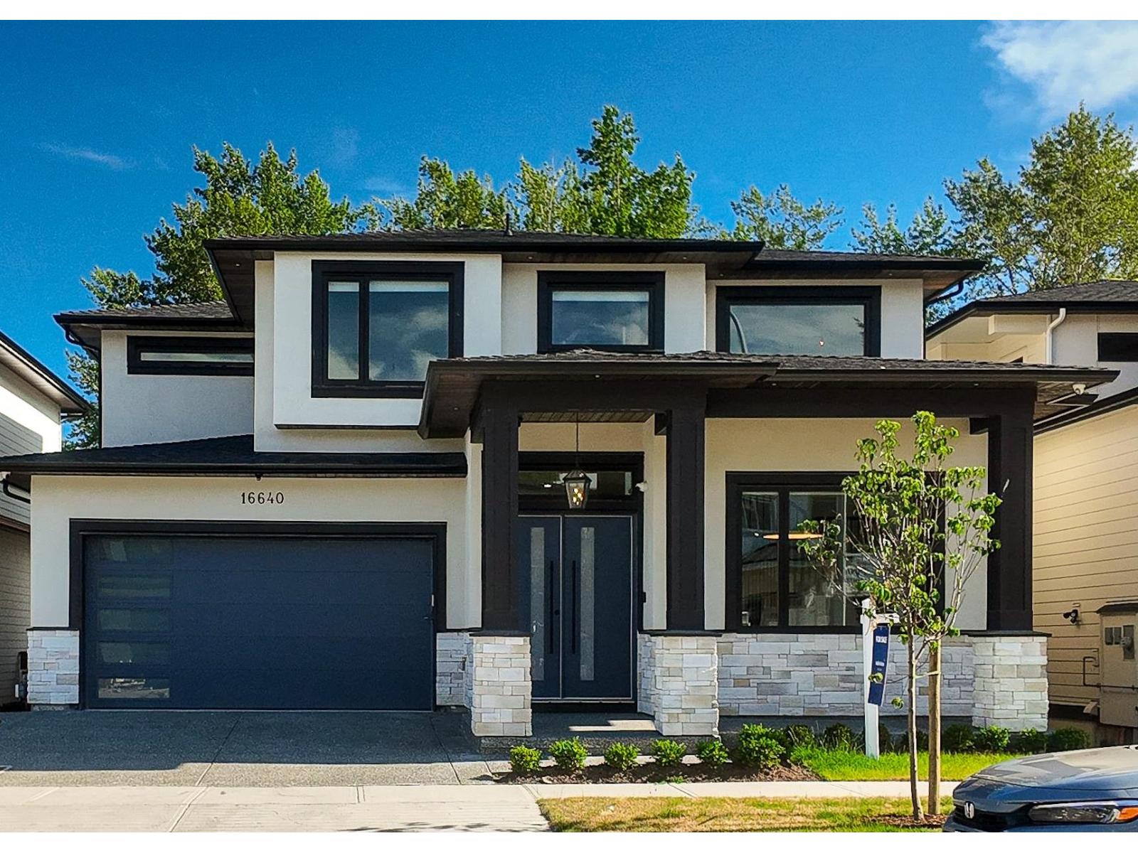 16640 18a Avenue, Surrey, British Columbia  V3Z 9X5 - Photo 1 - R3051843