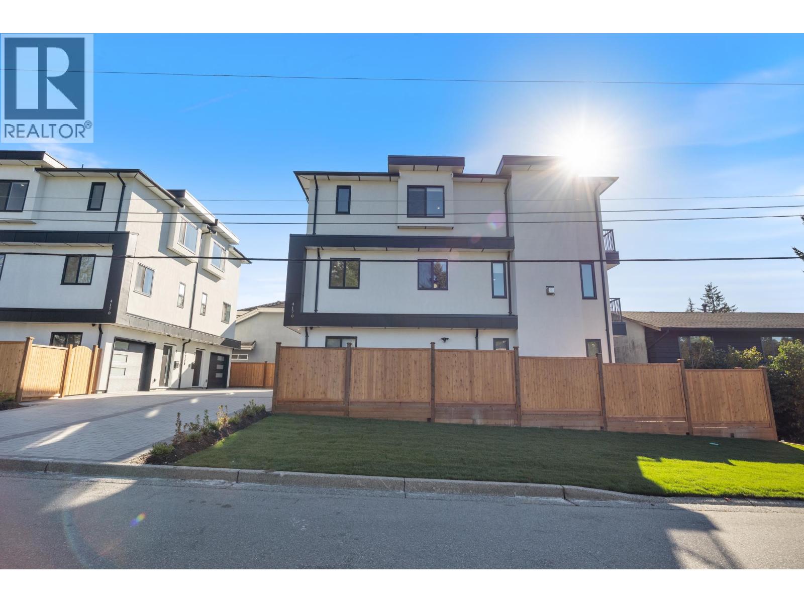 3 4170 Hurst Street, Burnaby, British Columbia  V5J 3R4 - Photo 5 - R3058689