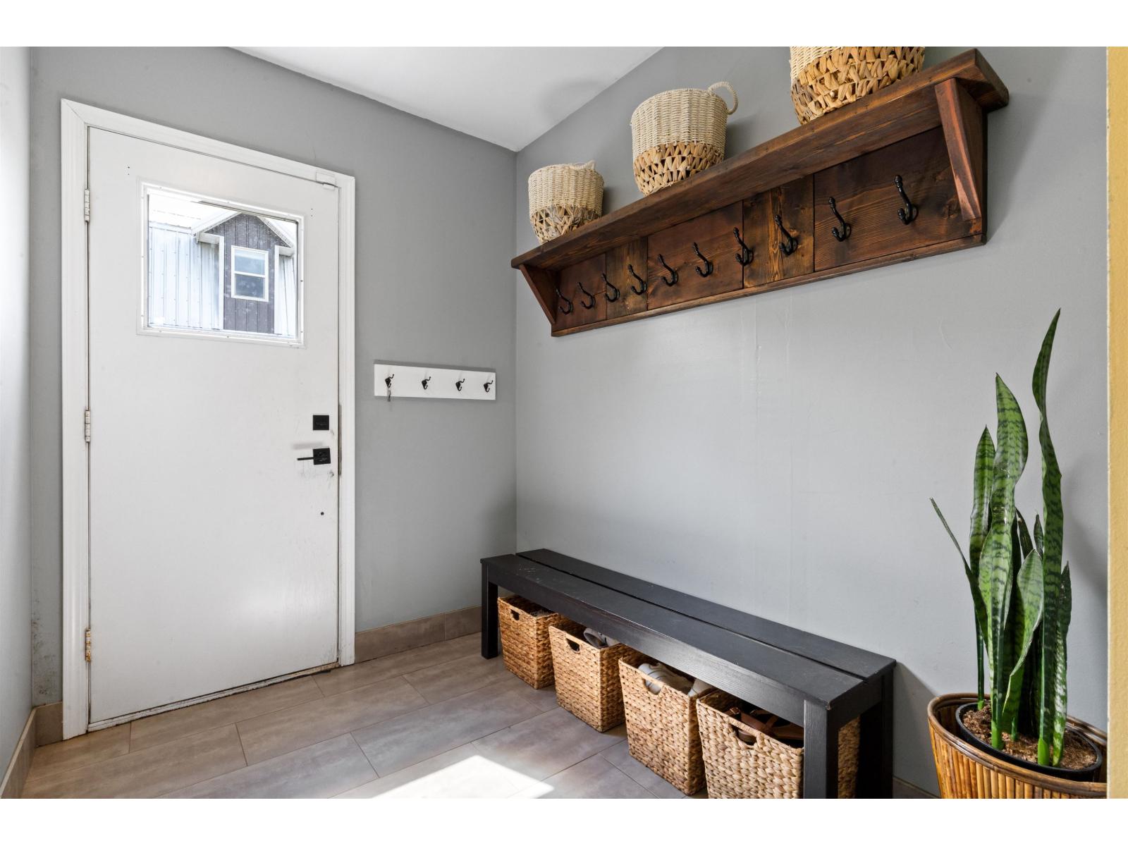 Property at 5702 SUMAS PRAIRIE ROAD image 4