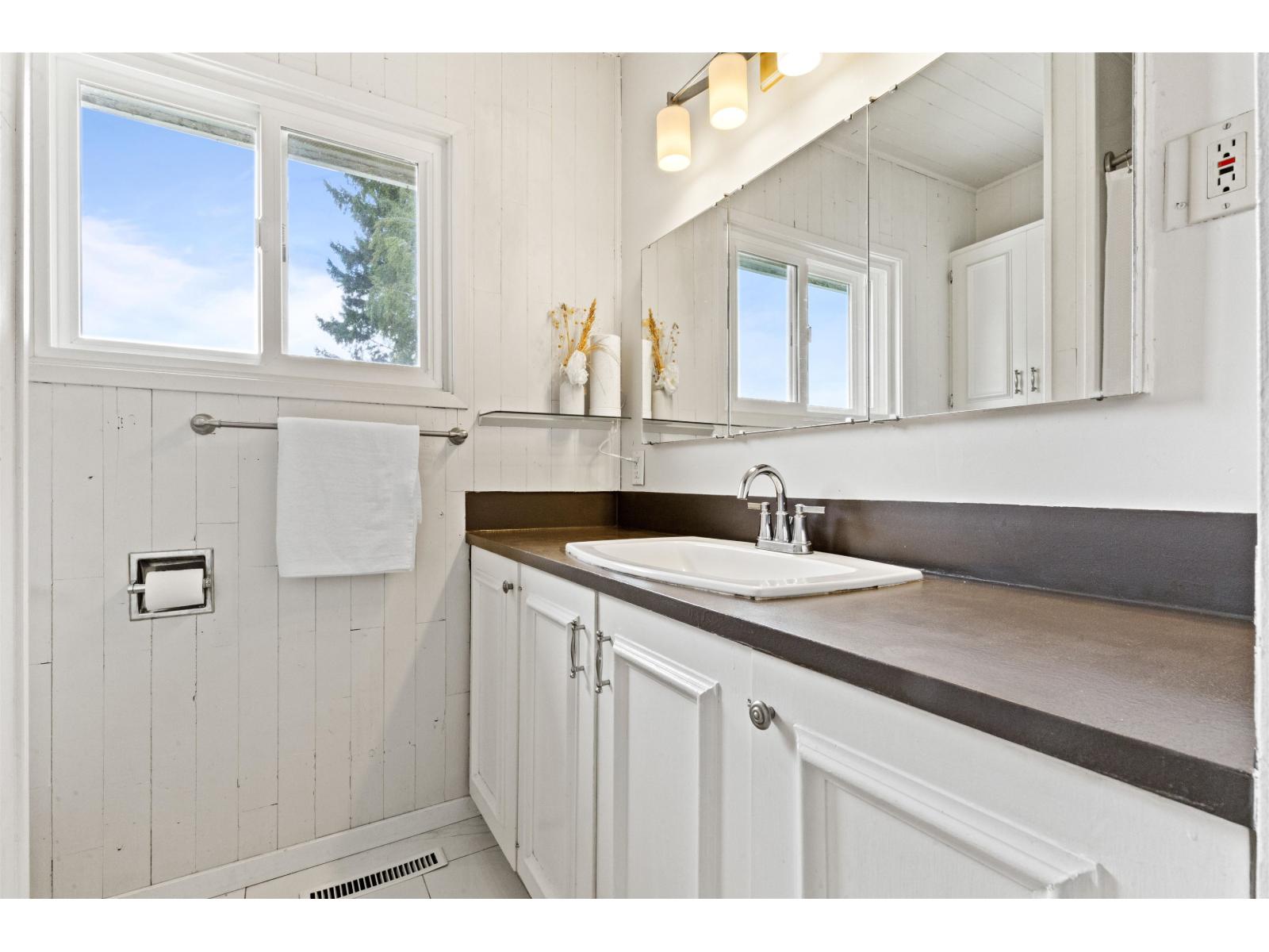 5702 Sumas Prairie Road, Greendale, Chilliwack, British Columbia  V2R 4N6 - Photo 20 - R3058576