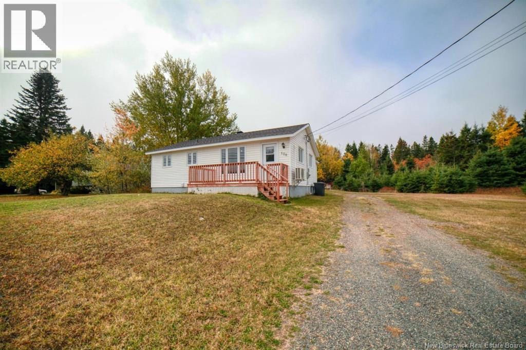 100 Principale, Pointe-Verte, New Brunswick  E8J 2W3 - Photo 1 - NB128468