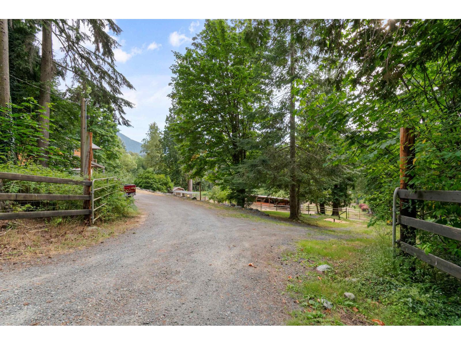 5633 Huston Road, Ryder Lake, Ryder Lake, British Columbia  V4Z 1E5 - Photo 35 - R3058655