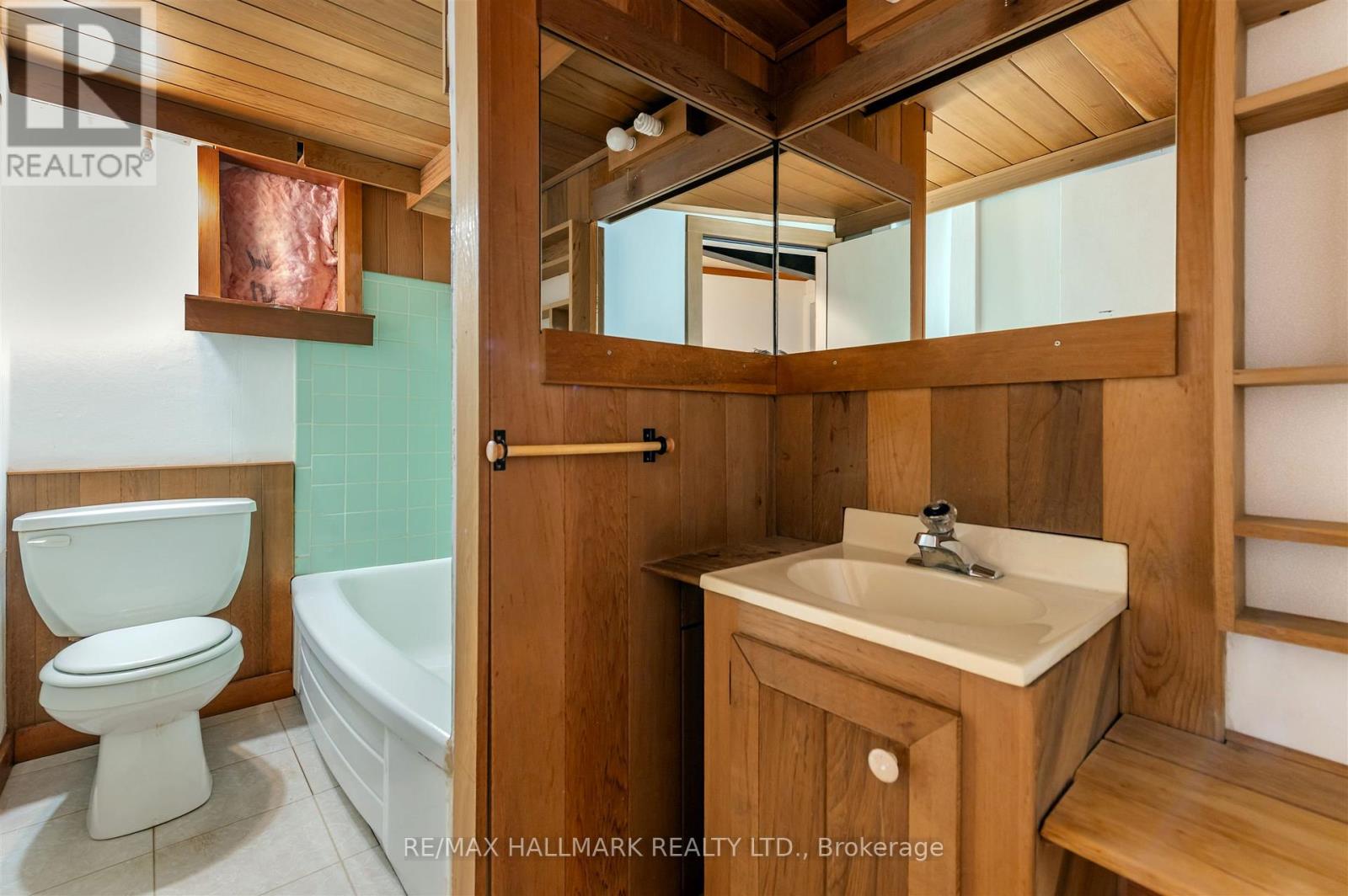 64 Denvale Road, Toronto, Ontario  M4B 3B8 - Photo 20 - E12463412