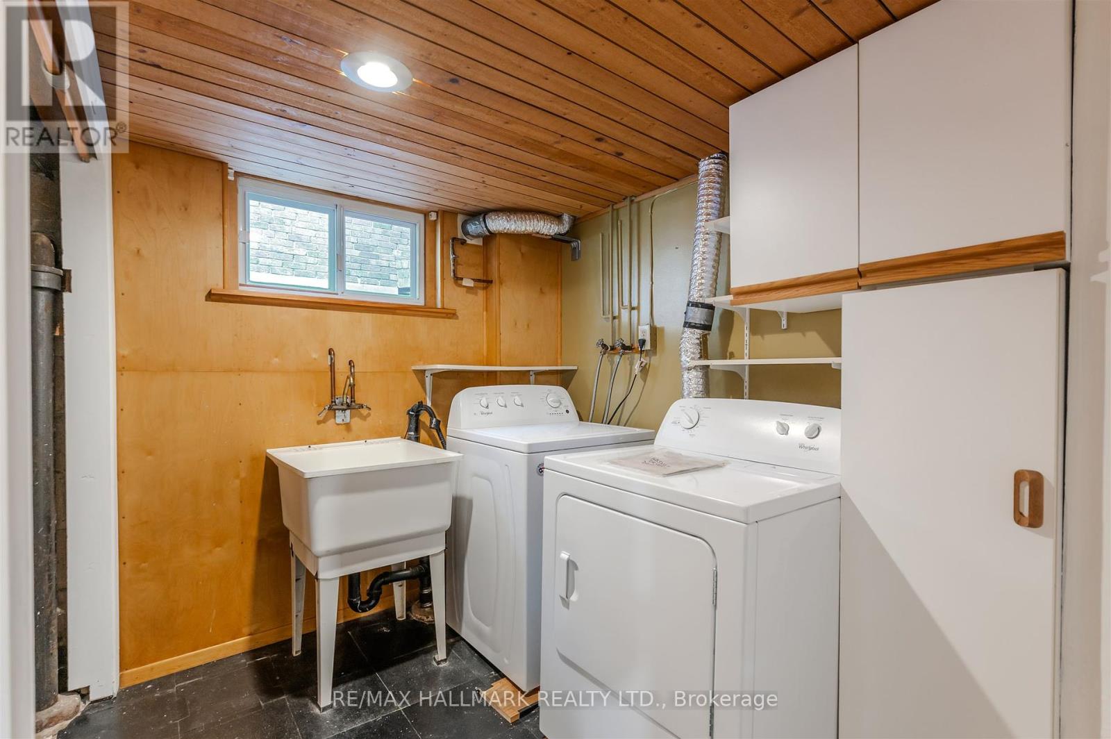 64 Denvale Road, Toronto, Ontario  M4B 3B8 - Photo 21 - E12463412
