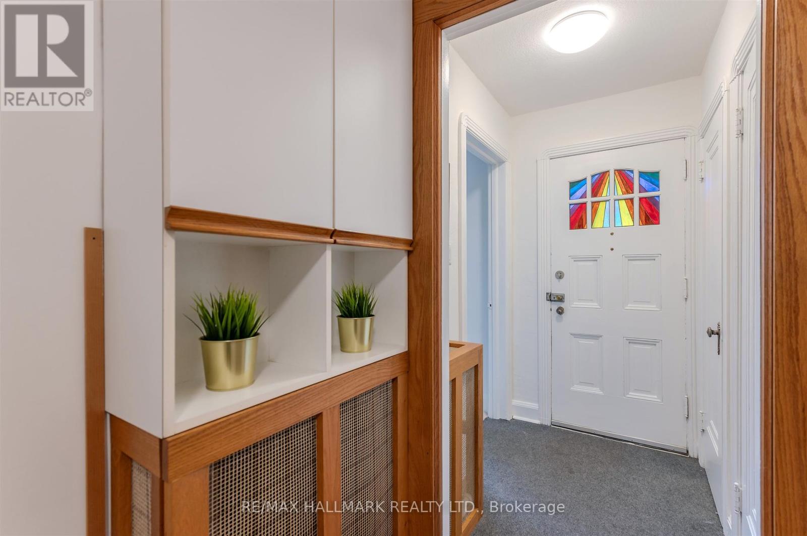 64 Denvale Road, Toronto, Ontario  M4B 3B8 - Photo 4 - E12463412