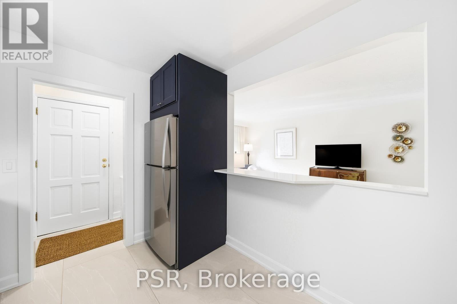 25 Knight Street, Toronto, Ontario  M4C 3K8 - Photo 10 - E12463425