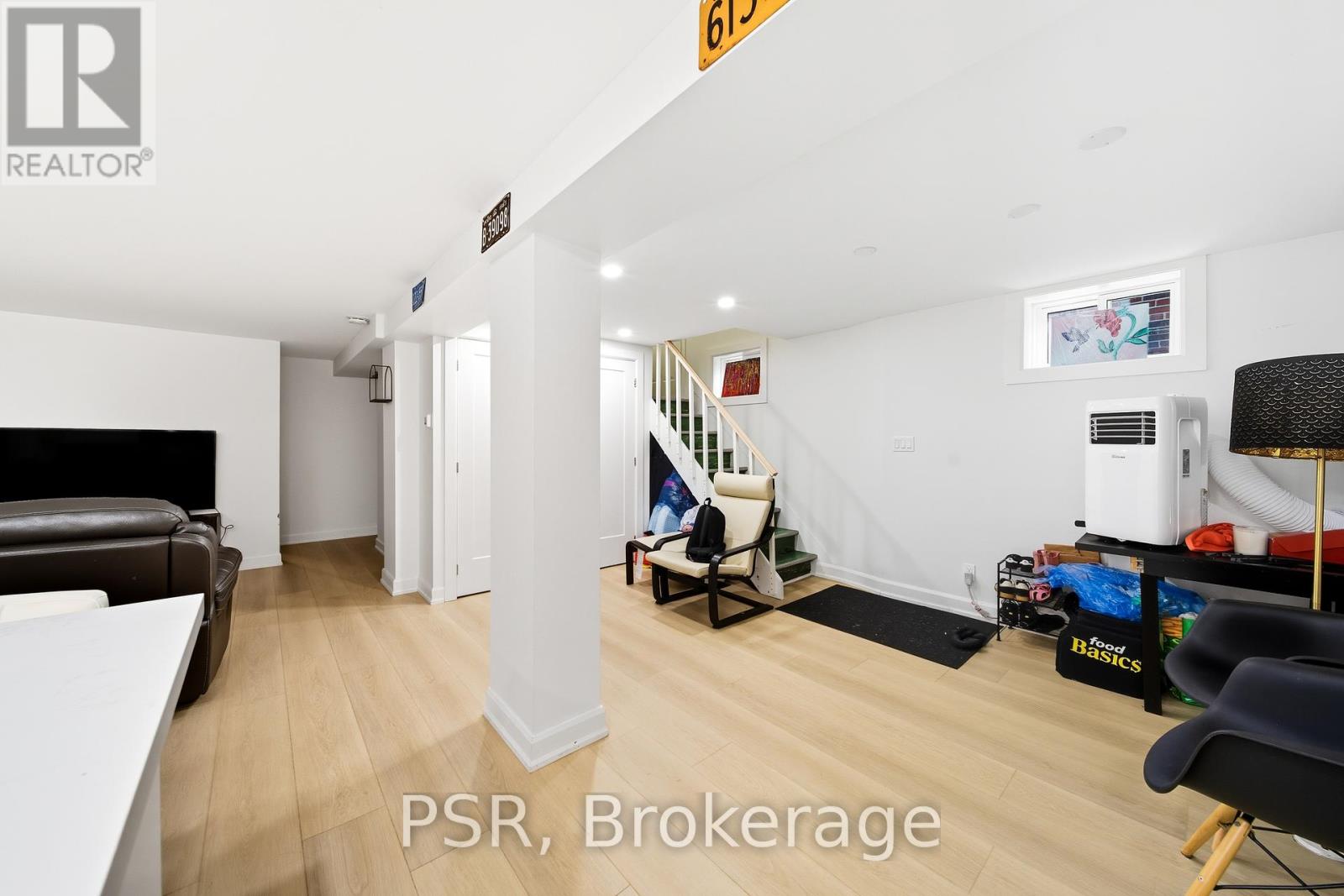 25 Knight Street, Toronto, Ontario  M4C 3K8 - Photo 17 - E12463425