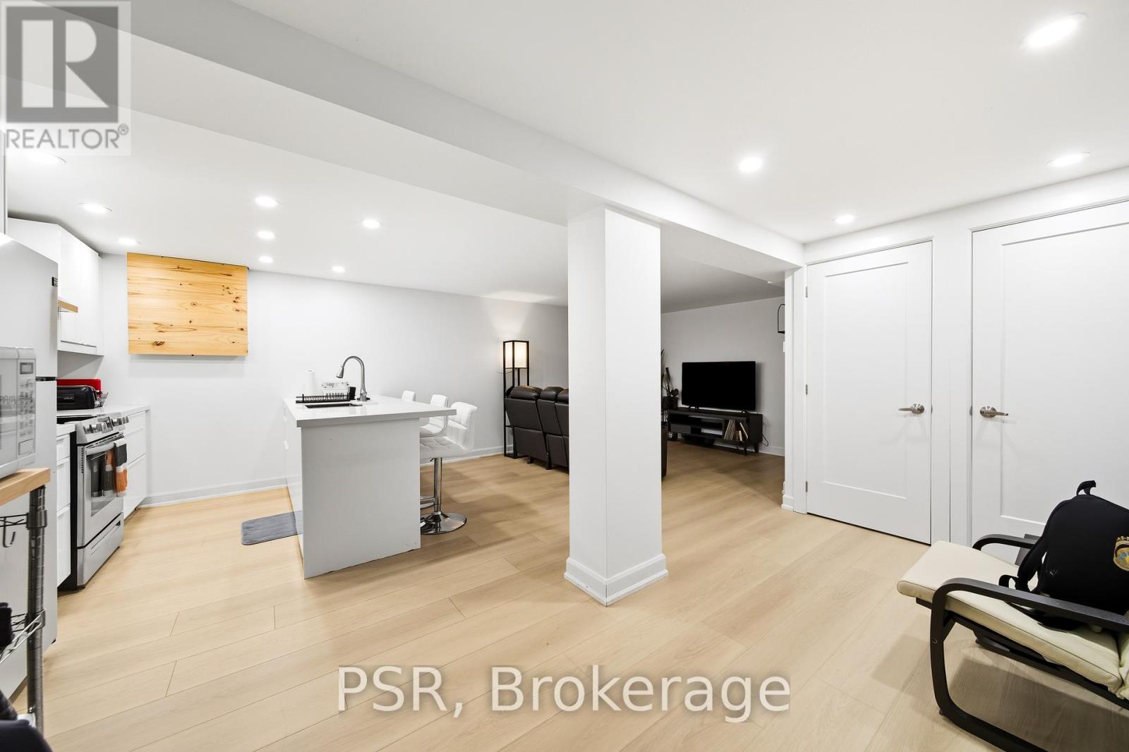 25 Knight Street, Toronto, Ontario  M4C 3K8 - Photo 18 - E12463425