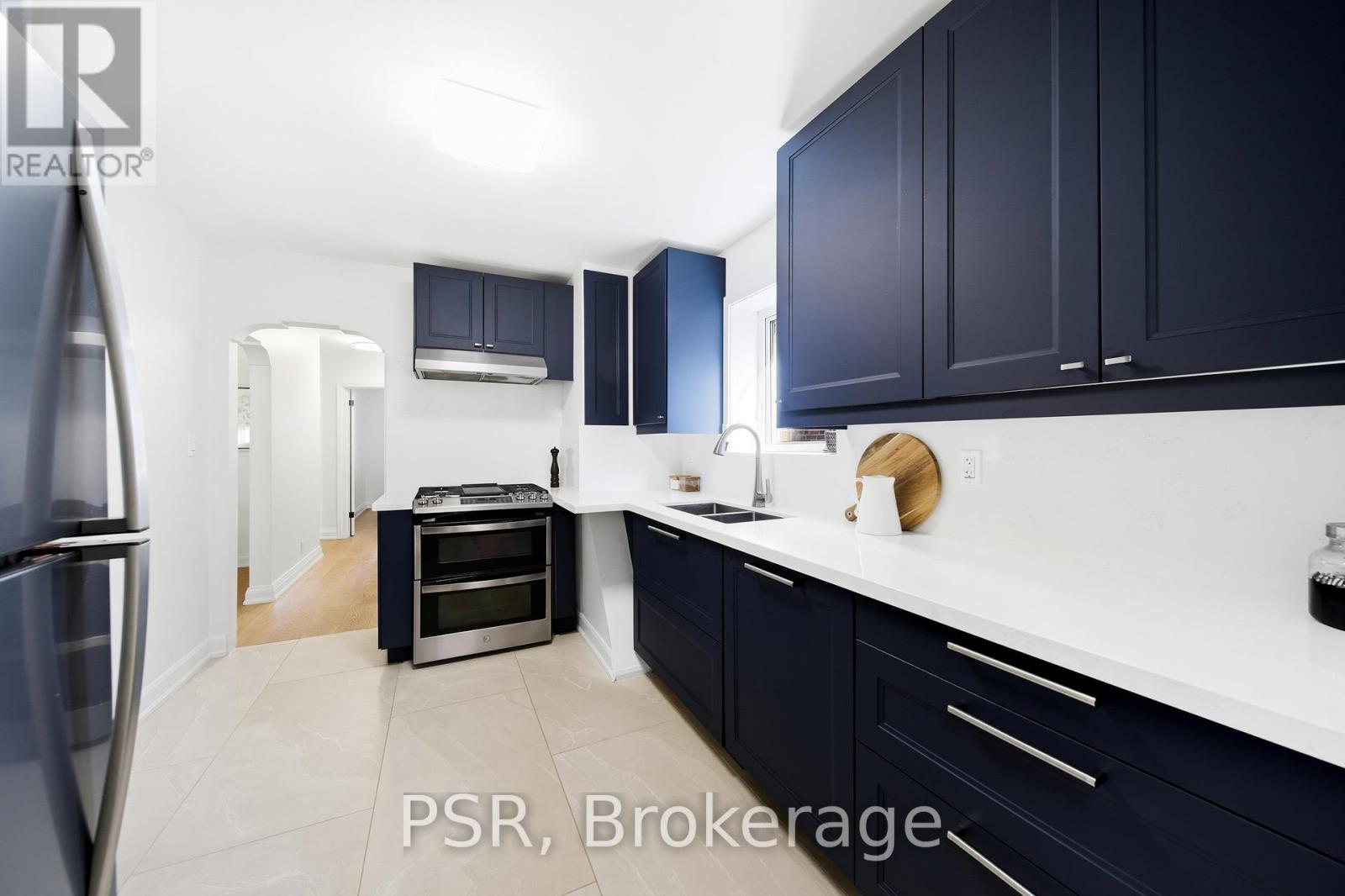 25 Knight Street, Toronto, Ontario  M4C 3K8 - Photo 8 - E12463425