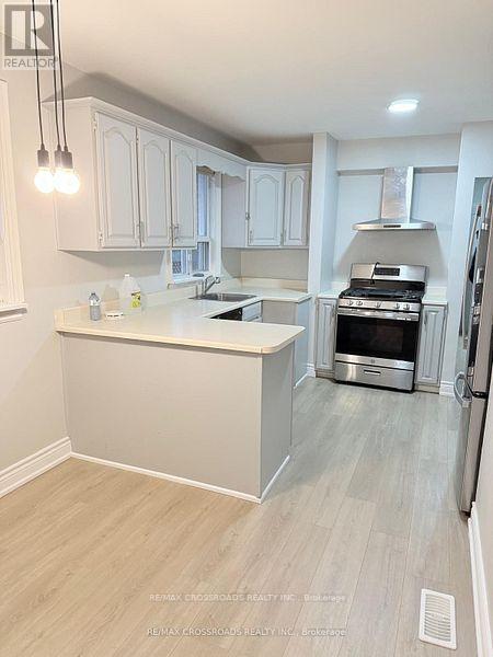 113 Confederation Drive, Toronto, Ontario  M1G 1A4 - Photo 10 - E12463455