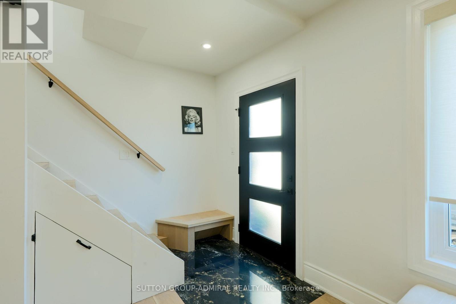 70 Carlaw Avenue, Toronto, Ontario  M4M 2R7 - Photo 5 - E12463475