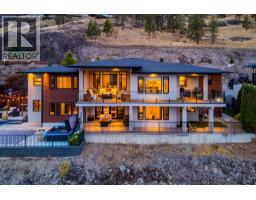 738 Highpointe Drive, kelowna, British Columbia