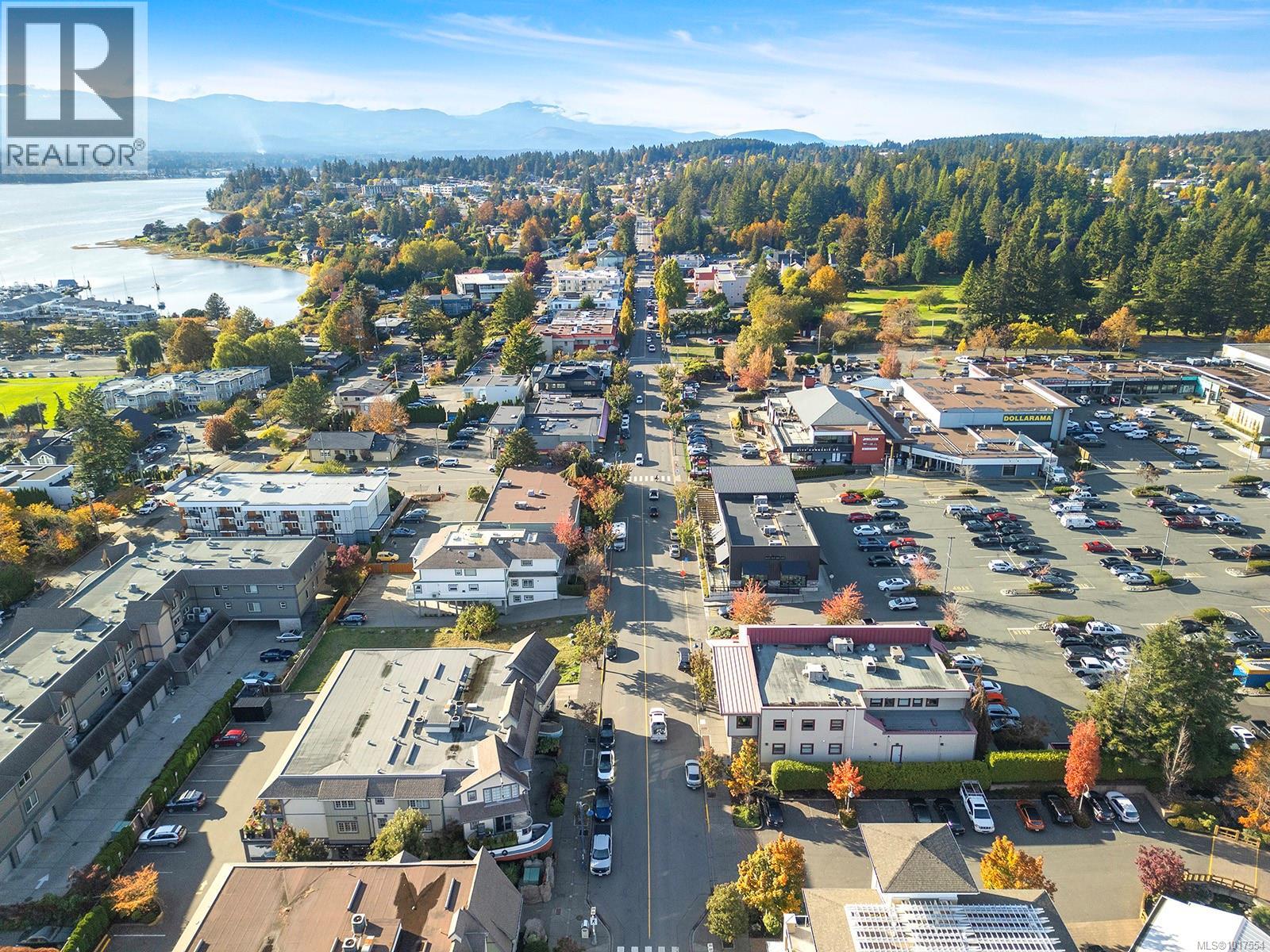 203 1705 Comox Ave, Comox, British Columbia  V9M 3M1 - Photo 30 - 1017554