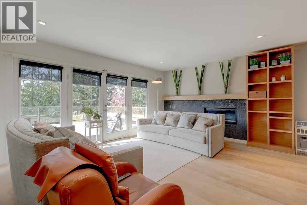 5691 KEITH STREET, Burnaby, British Columbia