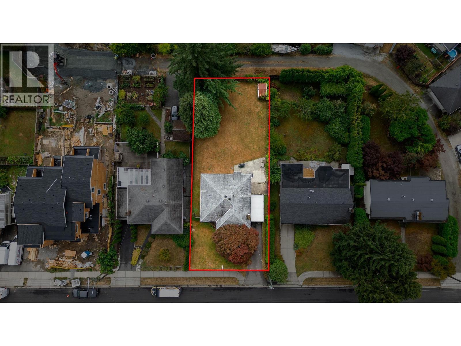 1410 DANSEY AVENUE, Coquitlam, British Columbia
