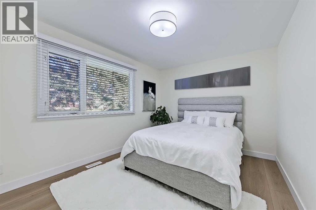 5219 Valiant Drive Nw, Calgary, Alberta  T3A 0Y6 - Photo 14 - A2263796