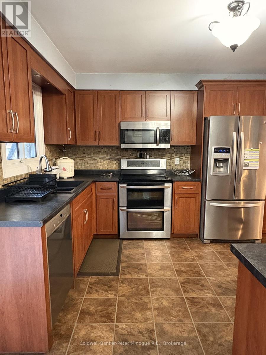 642 Ski Club Road E, North Bay, Ontario  P1B 7R4 - Photo 7 - X12463445