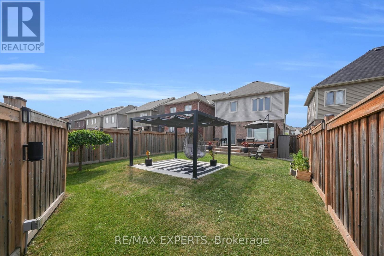 73 Donnan Drive, New Tecumseth, Ontario  L0G 1W0 - Photo 39 - N12463404