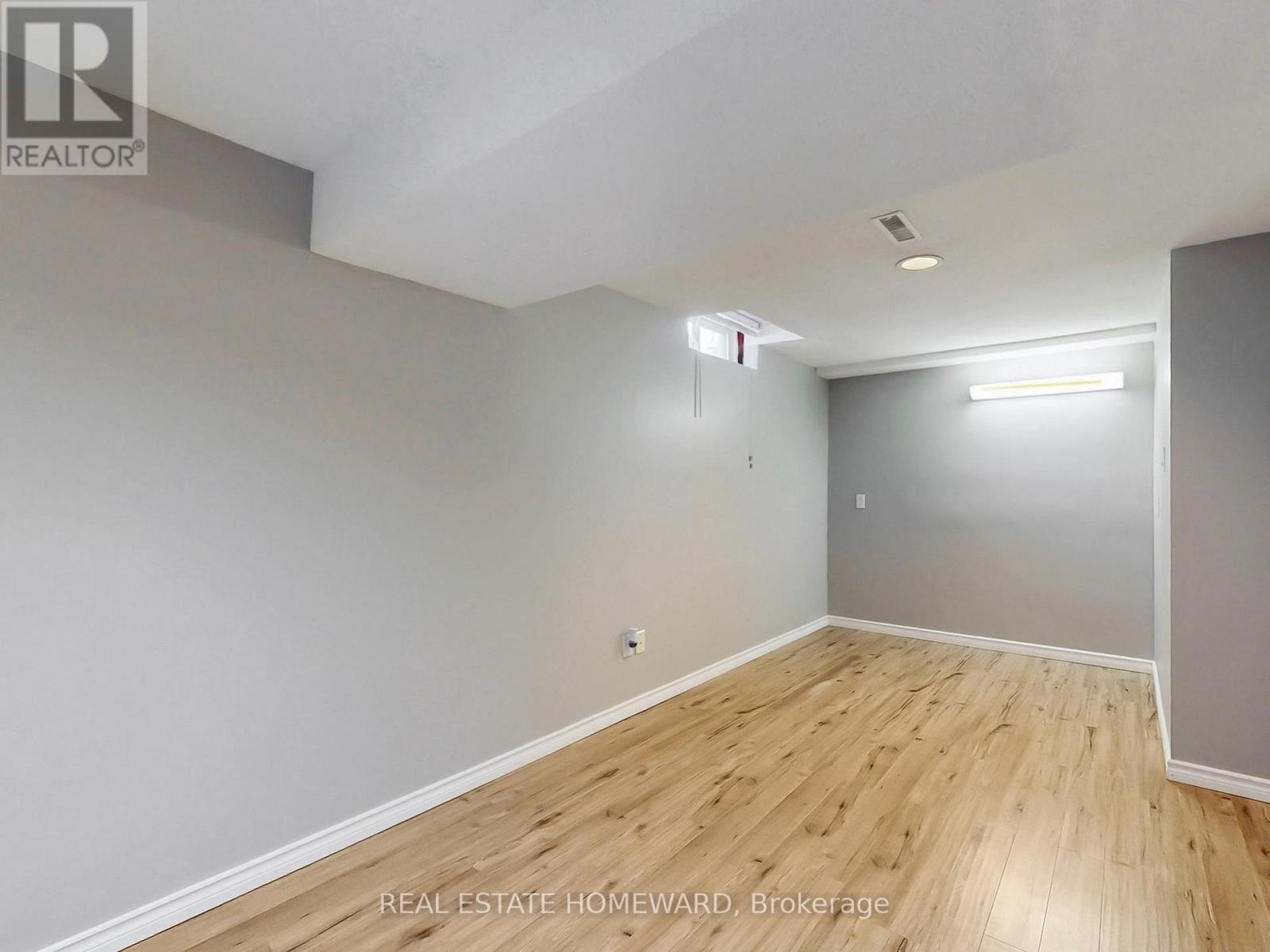 Basement - 106 Walton Drive, Aurora, Ontario  L4G 3K4 - Photo 9 - N12463422