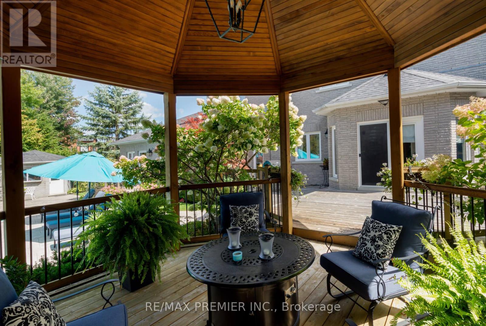 90 Shamrock Crescent, Vaughan, Ontario  L4H 1A3 - Photo 43 - N12463423