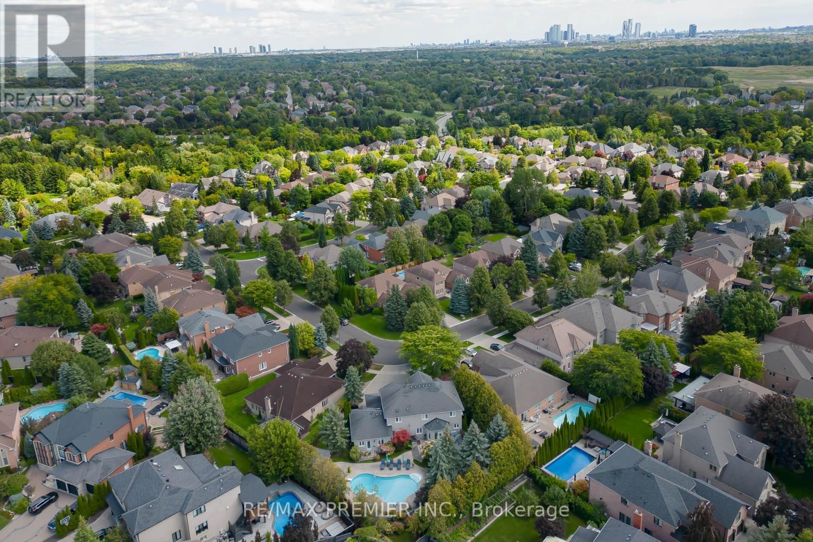 90 Shamrock Crescent, Vaughan, Ontario  L4H 1A3 - Photo 49 - N12463423