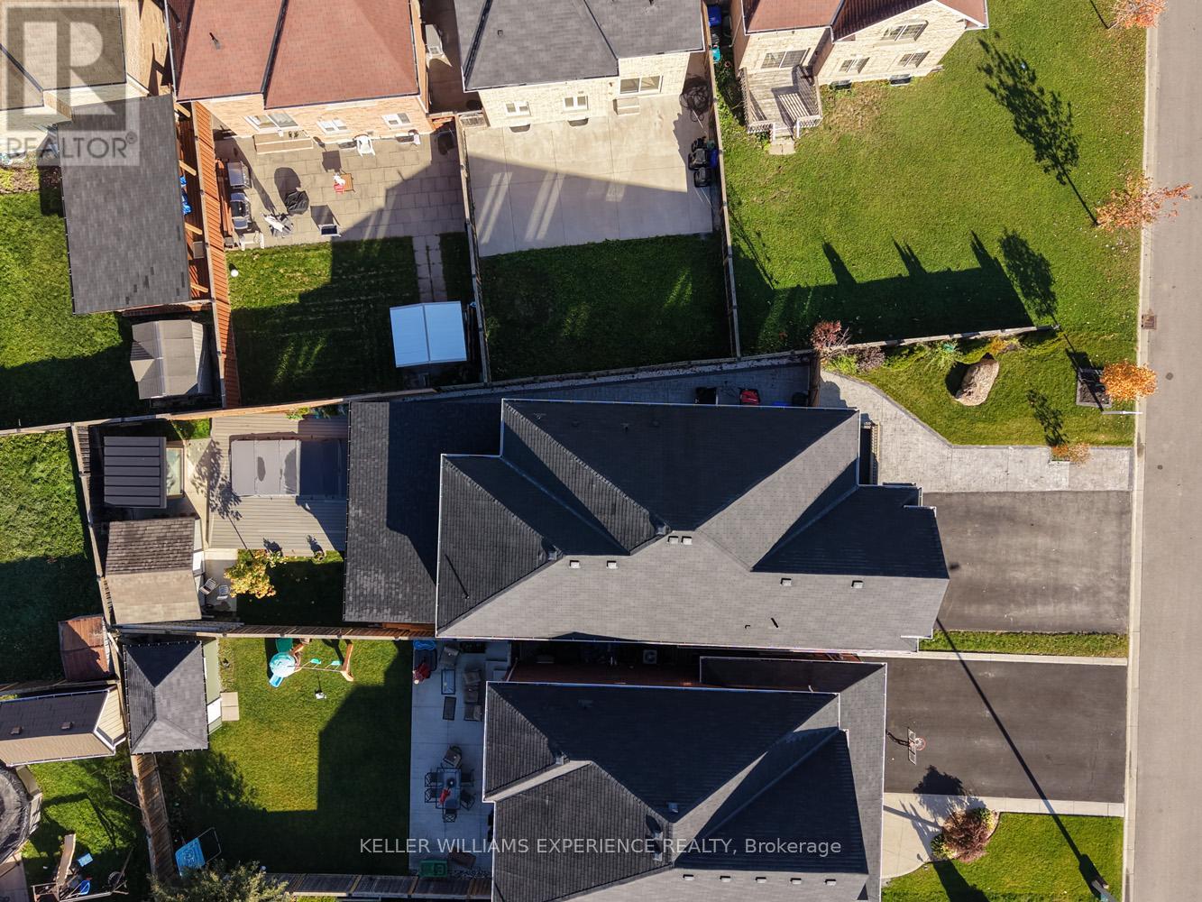 2199 Dawson Crescent W, Innisfil, Ontario  L9S 0G9 - Photo 24 - N12463428
