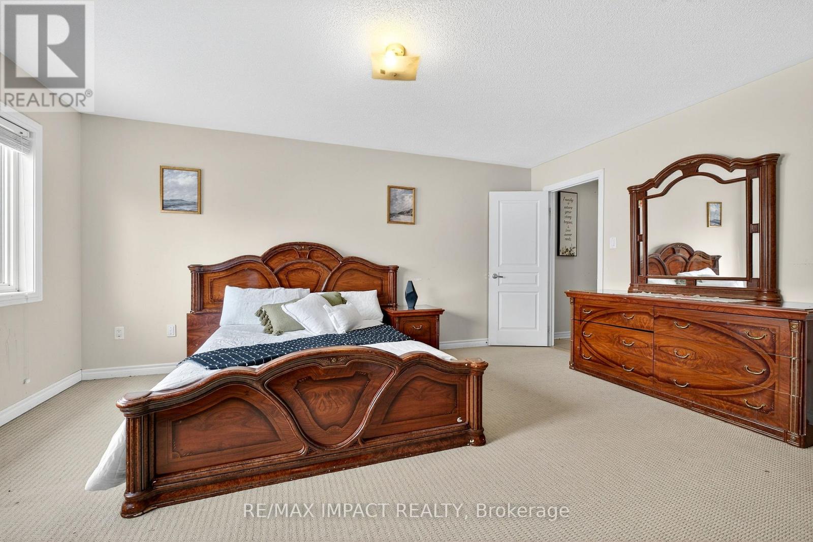 37 Braith Crescent, Whitchurch-Stouffville, Ontario  L4A 0B9 - Photo 19 - N12463429