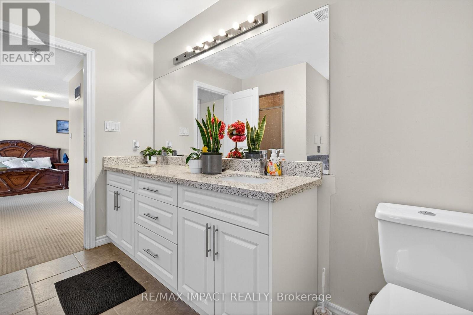 37 Braith Crescent, Whitchurch-Stouffville, Ontario  L4A 0B9 - Photo 23 - N12463429