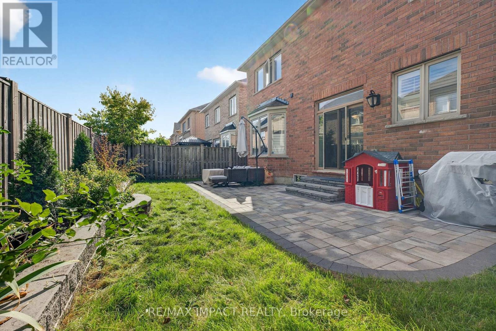 37 Braith Crescent, Whitchurch-Stouffville, Ontario  L4A 0B9 - Photo 32 - N12463429