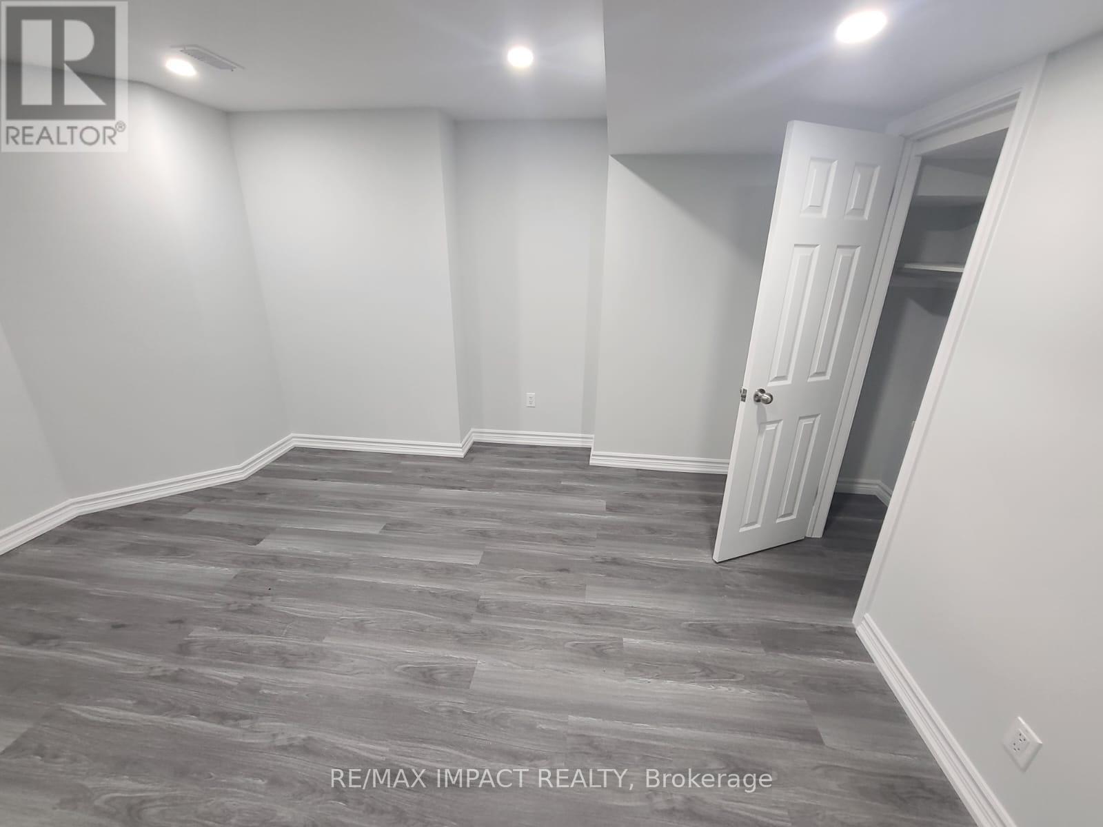37 Braith Crescent, Whitchurch-Stouffville, Ontario  L4A 0B9 - Photo 36 - N12463429