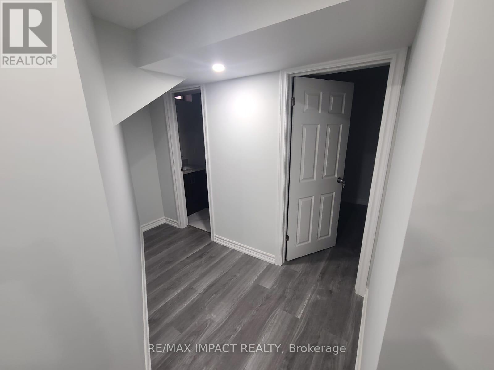 37 Braith Crescent, Whitchurch-Stouffville, Ontario  L4A 0B9 - Photo 42 - N12463429