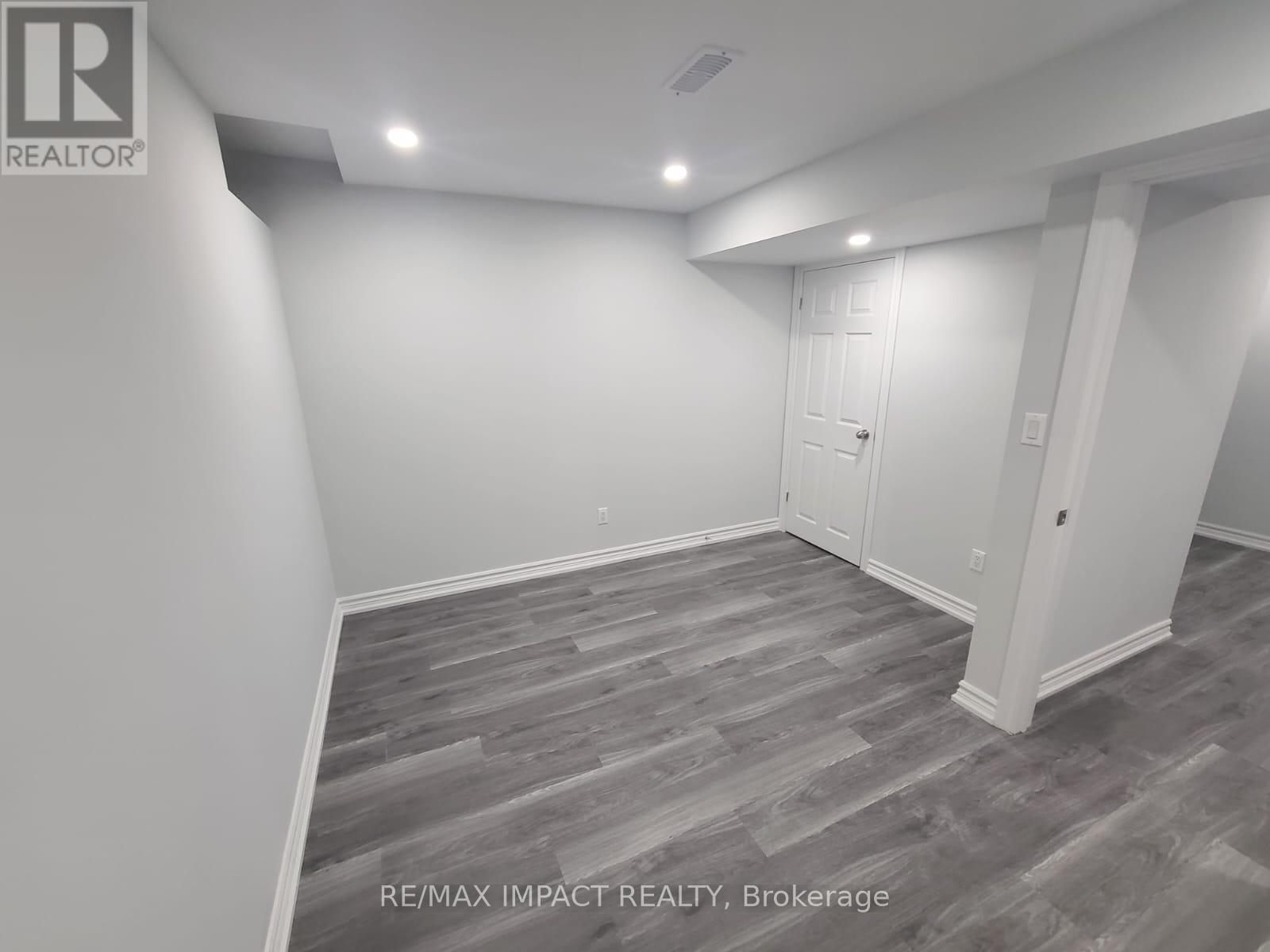 37 Braith Crescent, Whitchurch-Stouffville, Ontario  L4A 0B9 - Photo 44 - N12463429