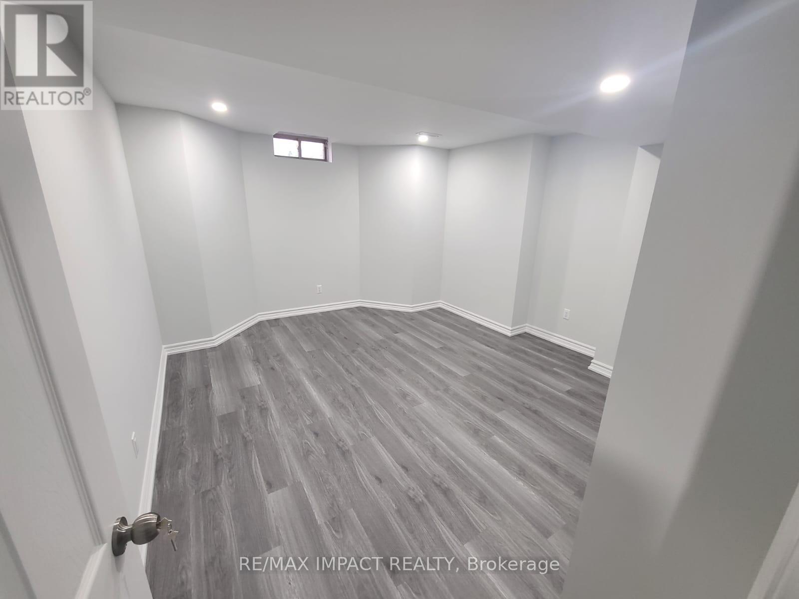 37 Braith Crescent, Whitchurch-Stouffville, Ontario  L4A 0B9 - Photo 45 - N12463429