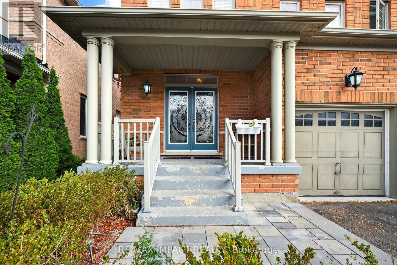 37 Braith Crescent, Whitchurch-Stouffville, Ontario  L4A 0B9 - Photo 5 - N12463429