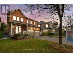 37 BRAITH CRESCENT, Whitchurch-Stouffville, Ontario