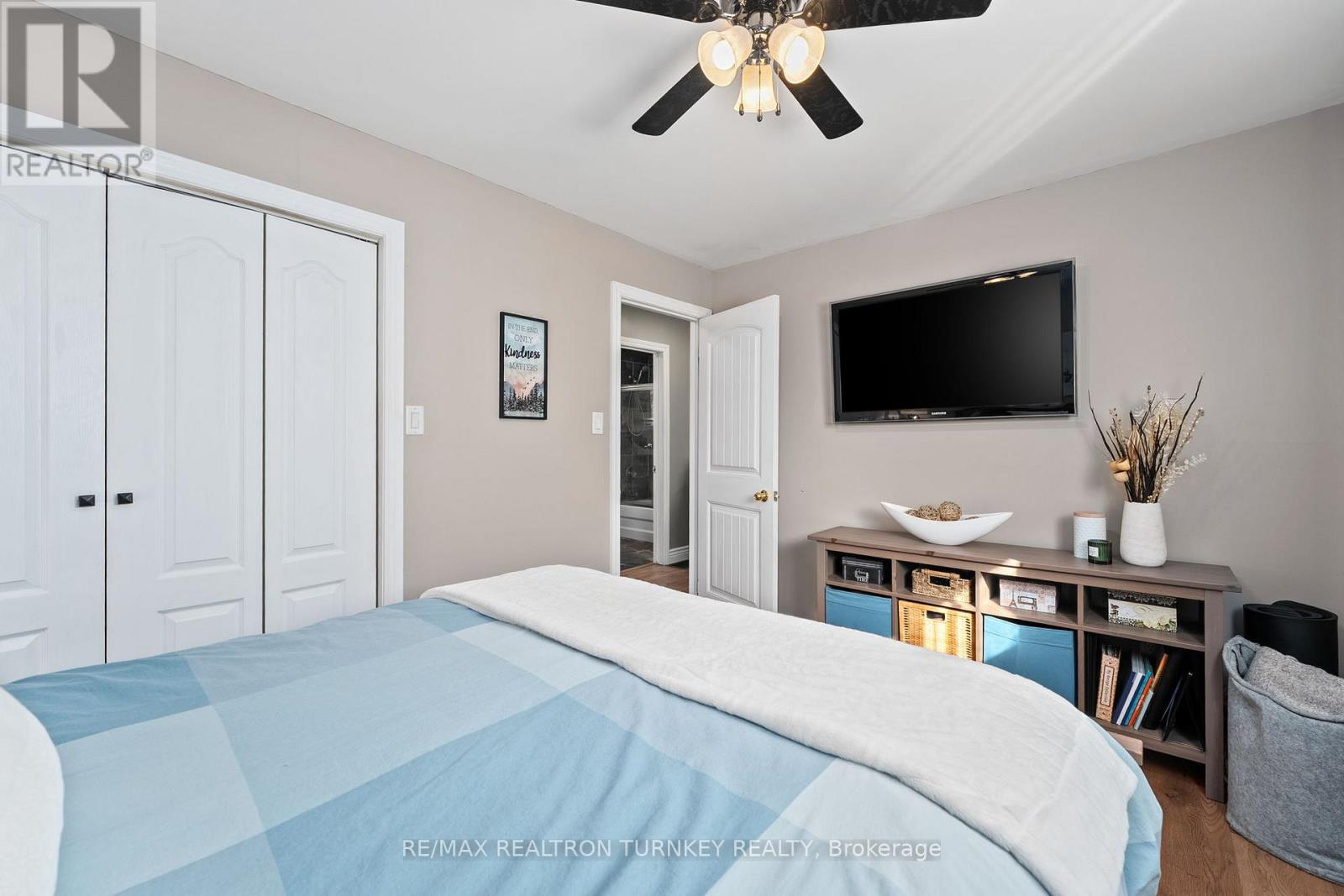 782 Third Avenue, Georgina, Ontario  L0E 1S0 - Photo 17 - N12463480