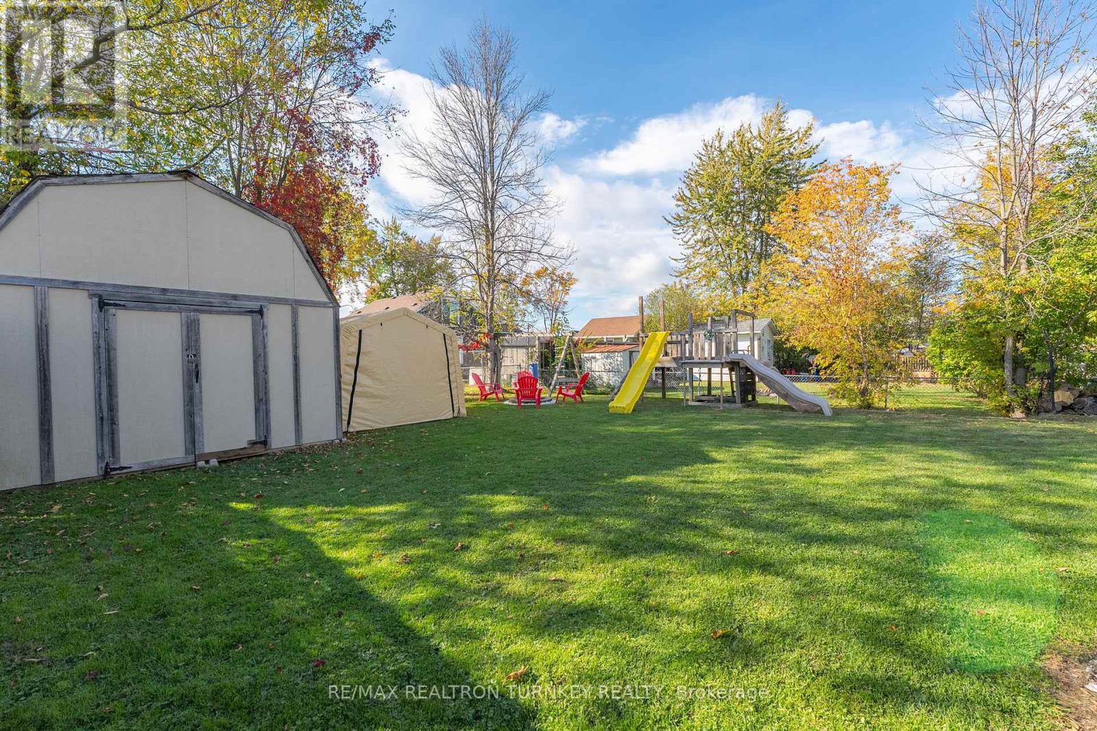782 Third Avenue, Georgina, Ontario  L0E 1S0 - Photo 35 - N12463480