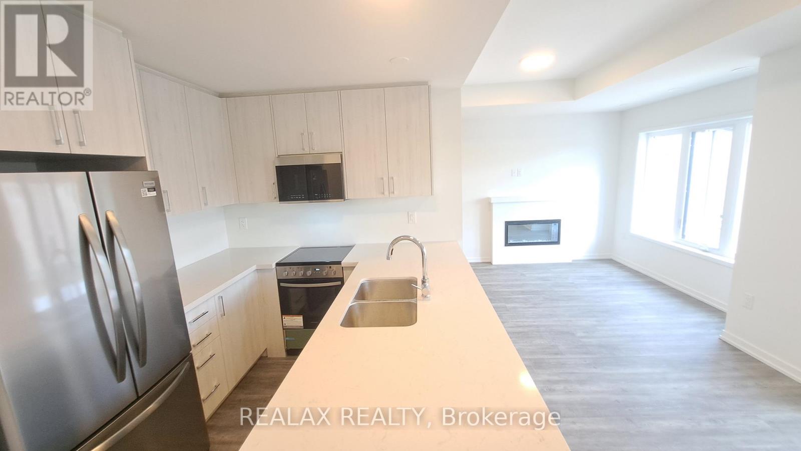 178 Matawin Lane, Richmond Hill, Ontario  L4B 3X9 - Photo 12 - N12463503