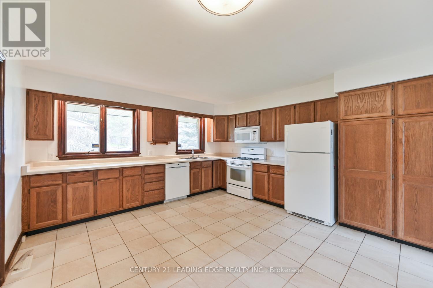 2 Mill Race Court, Markham, Ontario  L3P 3J3 - Photo 13 - N12463509